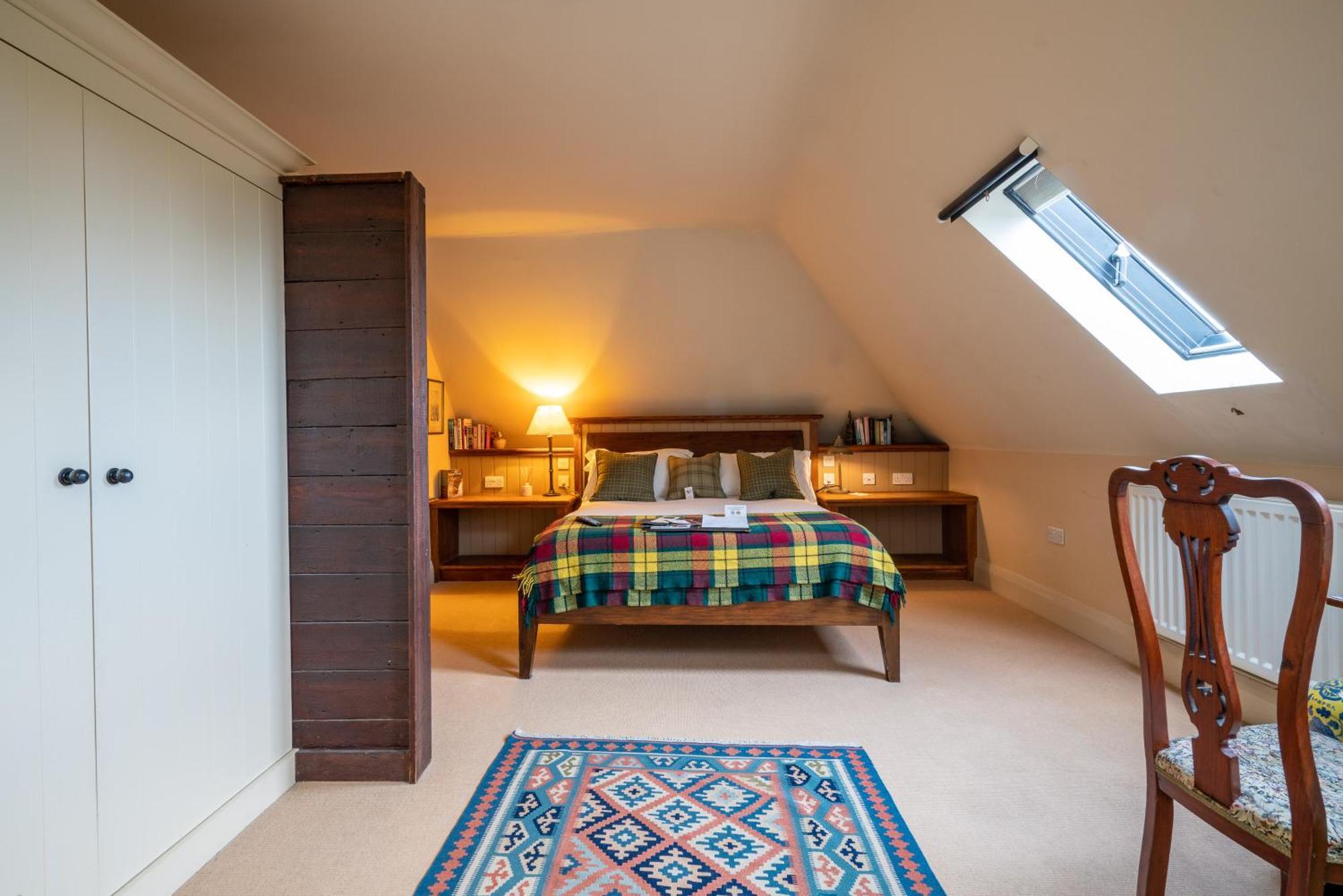 The Anchor Inn Lower Froyle Экстерьер фото