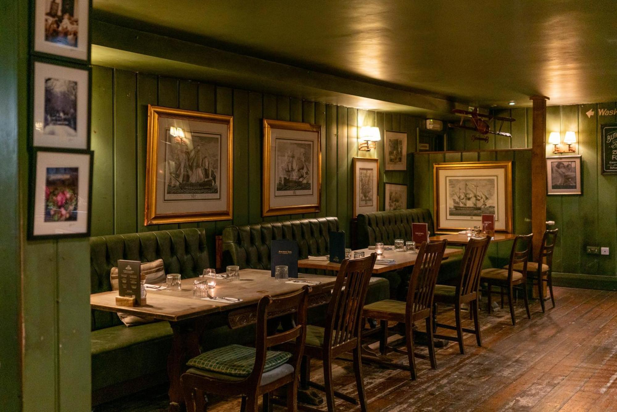 The Anchor Inn Lower Froyle Экстерьер фото