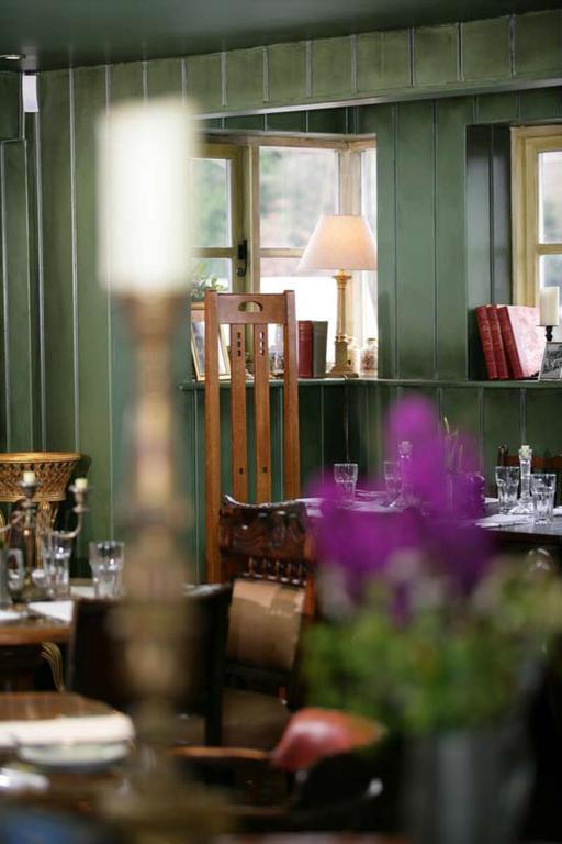 The Anchor Inn Lower Froyle Экстерьер фото