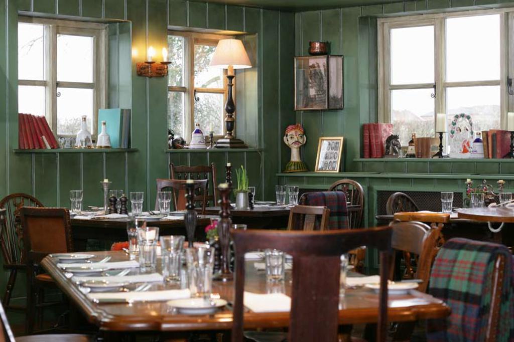 The Anchor Inn Lower Froyle Экстерьер фото